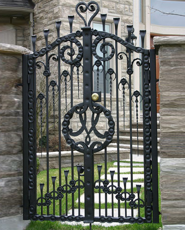 Gate Repair Experts in Valley Village