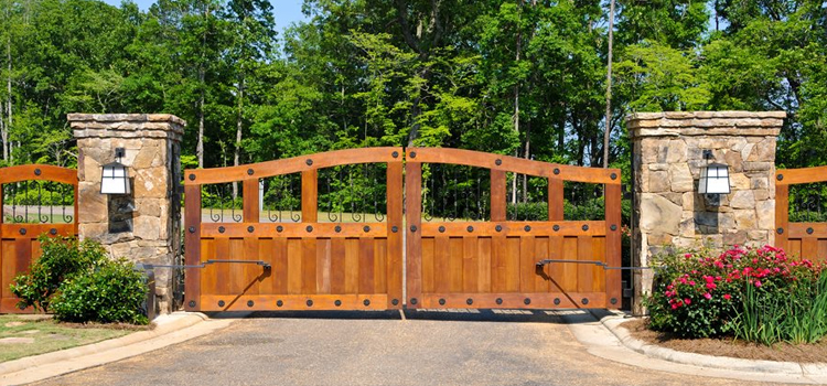 Wooden Driveway Gate Repair Valley Village